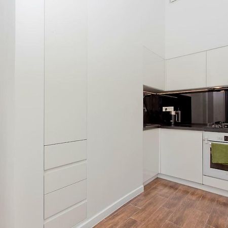 Luxury And Comfortable- Golden Apartments- Royal Street Varsavia Esterno foto